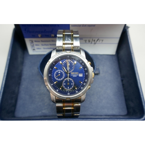 891 - A Seiko chronograph wristwatch, boxed