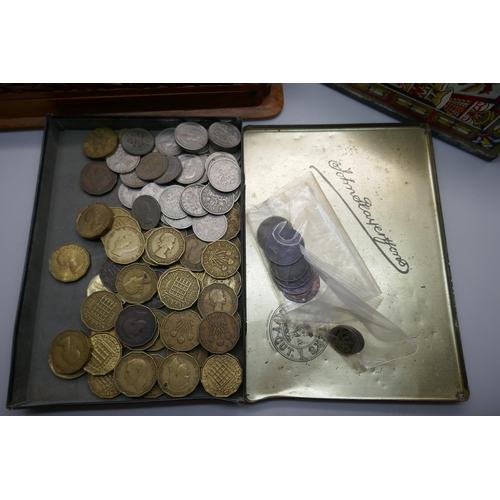 935 - Coins including 3d and 6d, farthings and some silver 3d, also cameo brooches, medallions, coin mount... 