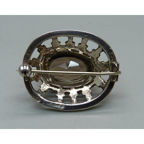 938 - A Scottish silver brooch by Robert Allison, Edinburgh 1972