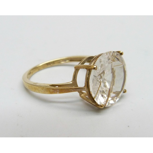 948 - A 9ct gold, Rutile quartz ring, 2.5g, O