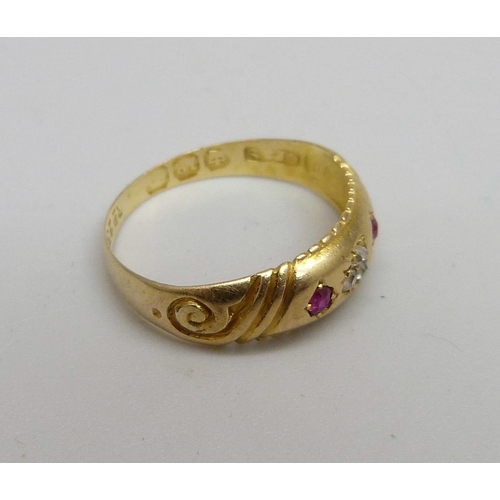 951 - An antique 18ct gold, ruby and diamond ring, 1.8g, L