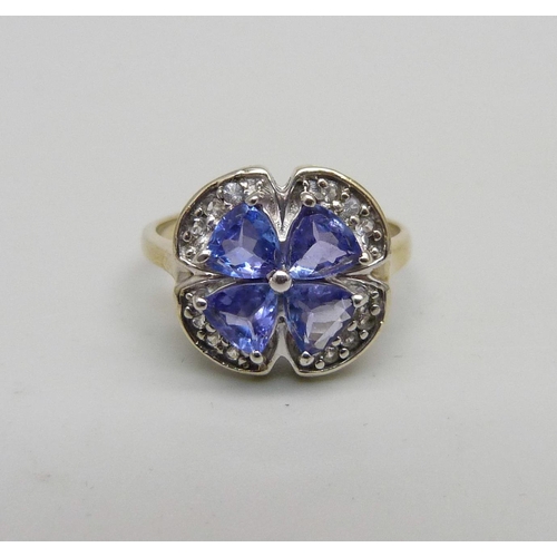 953 - A silver gilt, tanzanite and topaz cluster ring, K