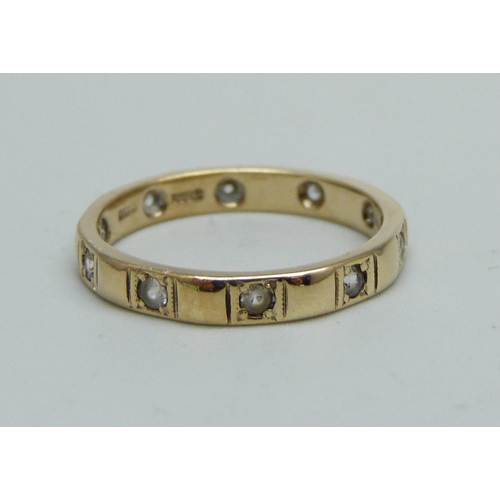 958 - A 9ct gold eternity ring, 2.4g, O