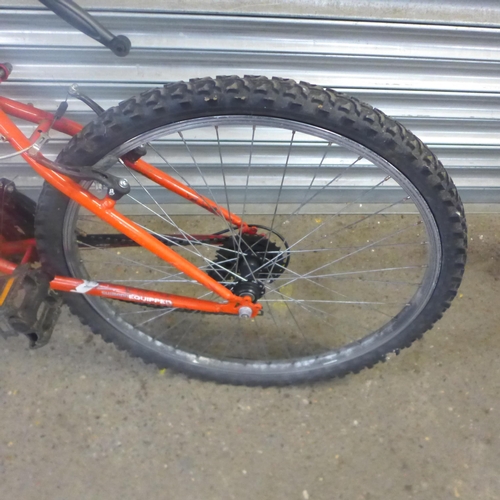 2205 - An Apollo Slant front suspension mountain bike