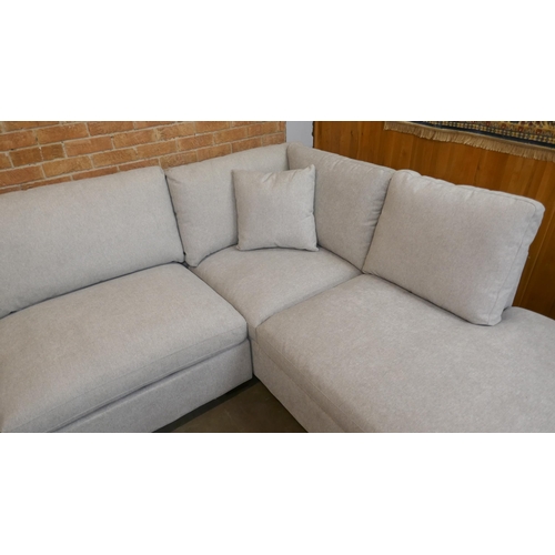 1483 - Thomasville Holmes 3 Piece Corner Sofa , Original RRP £1166.66 +VAT (4197-8) *This lot is subject to... 