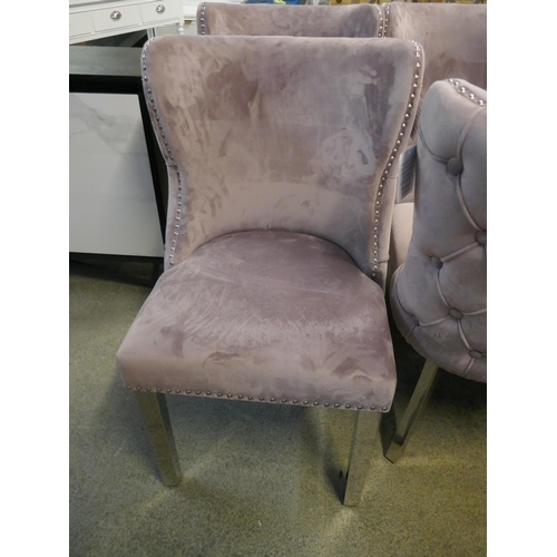 1513 - A set of pink velvet buttoned dining chairs *This lot is subject to VAT