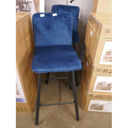 1413 - A pair of Drummon dark blue barstools