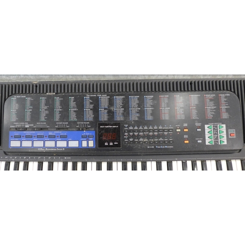 2329 - A Casio Tonebank CT-670 electric keyboard