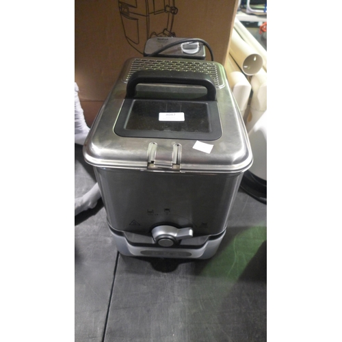 3047 - Tefal Fryer - Model - Fr804040    (315-60) *This lot is subject to VAT