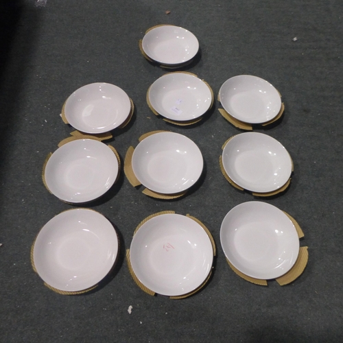 3057 - E/D Pasta Bowls (315-120) *This lot is subject to VAT