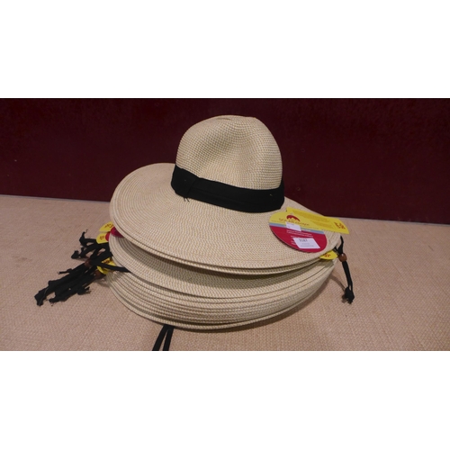 3187 - Ten Solar Escape UV Grassland hats (UPF 50+) * this lot is subject to VAT