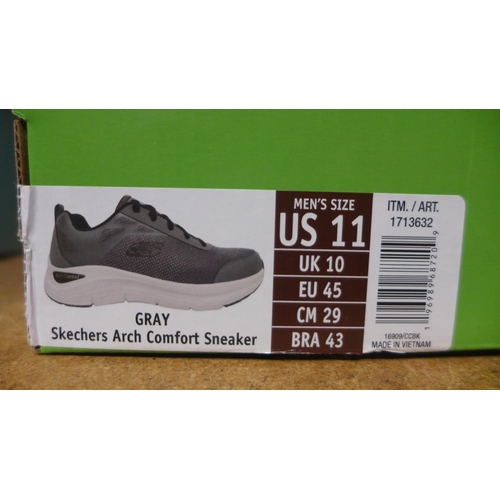 3194 - Pair of Skechers grey Arch Comfort trainers (size UK 10) * this lot is subject to VAT