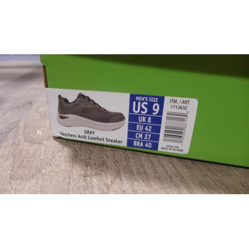 3245 - Pair of Skechers Arch Control trainers (size UK 8) * this lot is subject to VAT