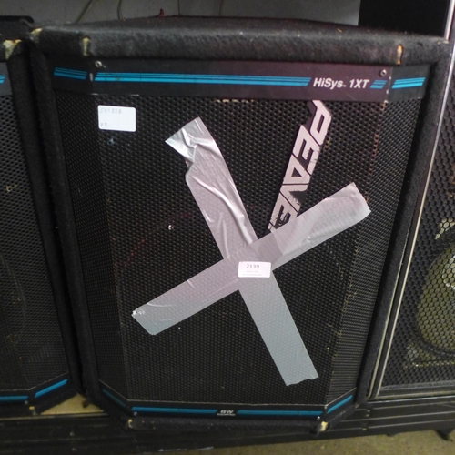 2139 - A pair of large Peavey BW equipped H1SYS 1XT XT series speakers