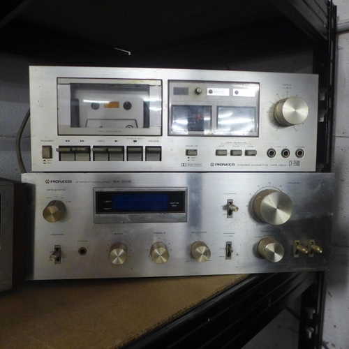 2162 - A quantity of Pioneer stereo equipment including a SX-434 stereo receiver, a CT-500 stereo cassette ... 