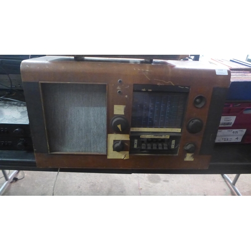 2169 - Vintage stereo equipment including a Bush VHF 81 AC/DC receiver stereo tuner and an Eklo type A-28 a... 