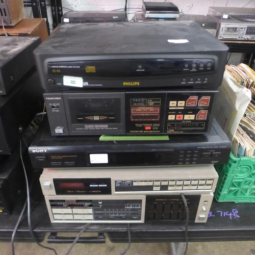 2172 - A quantity of stereo equipment including a Sony ST-SE200 FM stereo/FM/AM synthisiser tuner, a Philip... 