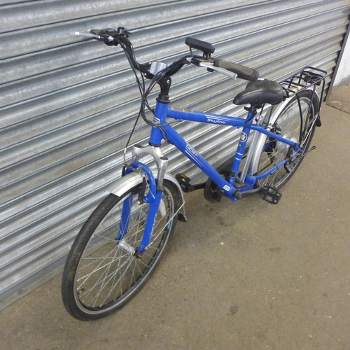 2204 - An iZip Skyline electric bike - no battery or charger