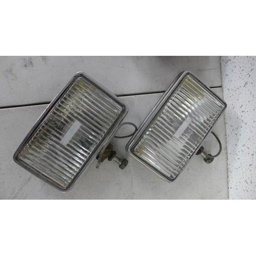 2362 - 2 Sets of classic car fog lamps and one other