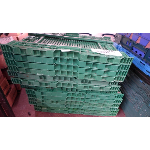 2372 - Ten folding green plastic storage trays, 60 x 40cms