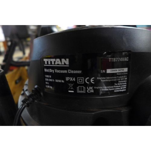 2414 - A Titan shop vacuum cleaner (HB774VAC)