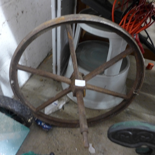 2264A - A cast iron six spoke wheel