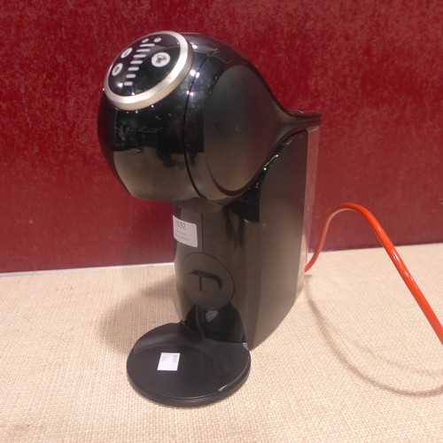 3004 - Delonghi Genio S Dolce Coffee Machine - model no  EDG315.B,  (314-2) *This lot is subject to vat