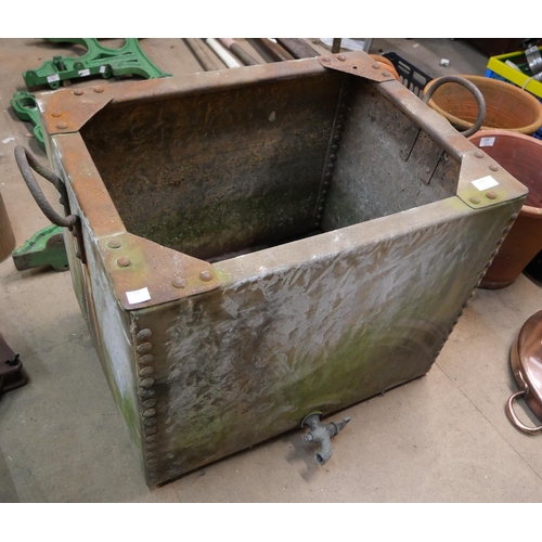 275 - A galvanised water trough