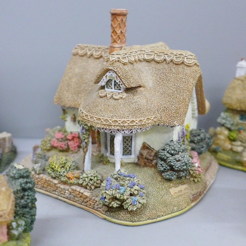 678 - A collection of model cottages, mainly Lilliput Lane including The Trip to Jerusalem, Nottingham, bo... 