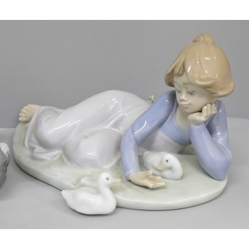 716 - Seven Lladro figures