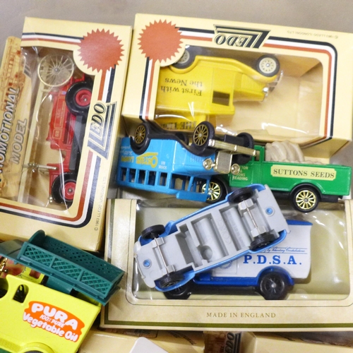 732 - A collection of die-cast cars, Corgi, Lledo, etc., a collection of Tetley tea memorabilia, Tetley Te... 