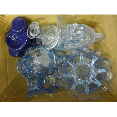 735 - A collection of blue and green vintage glass **PLEASE NOTE THIS LOT IS NOT ELIGIBLE FOR POSTING AND ... 