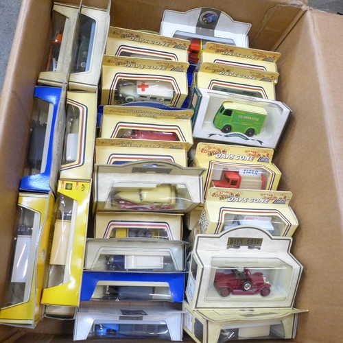 746 - A box of Lledo Days Gone model vehicles, boxed, approximately 45