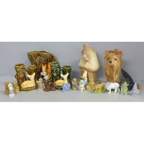 767 - Fourteen Wade Whimsies and five items of Sylvac including a Yorkshire Terrier