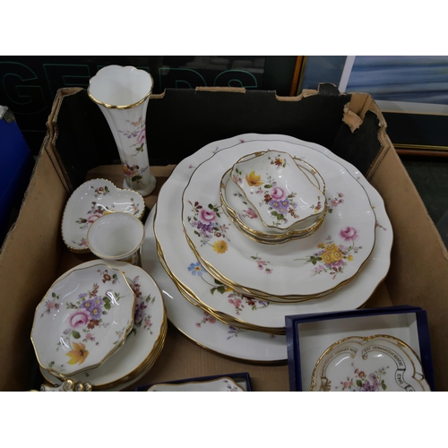 807 - Royal Crown Derby Derby Posies tea and dinnerwares including six coffee cups and saucers, sixteen pi... 