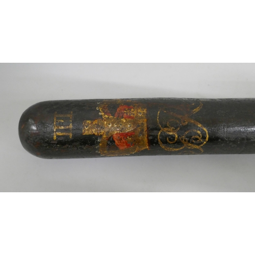 850 - A Georgian truncheon, 55cm