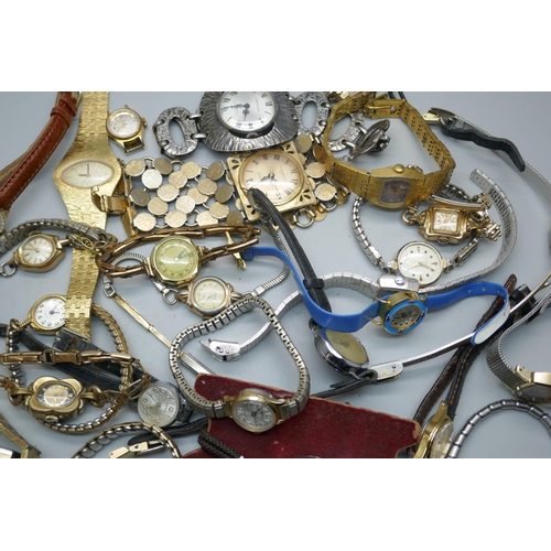 941 - A collection of lady's wristwatches