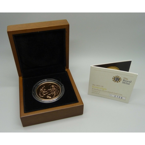 962D - The Royal Mint The 2010 Sovereign £5 Brilliant Uncirculated Gold Coin, No. 0106, cased