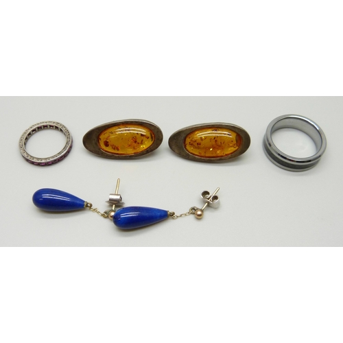 964 - A pair of silver and amber earrings, a silver ring set with pink stones, L, a pair of lapis lazuli e... 