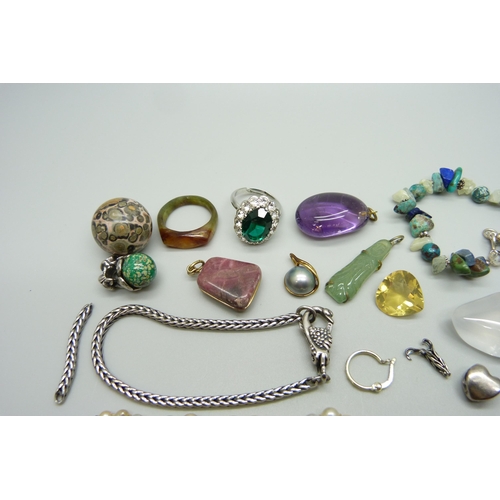 974 - A collection of jewellery including silver and gem stones