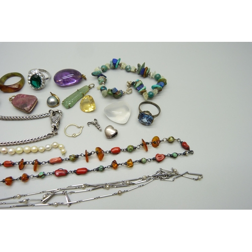 974 - A collection of jewellery including silver and gem stones