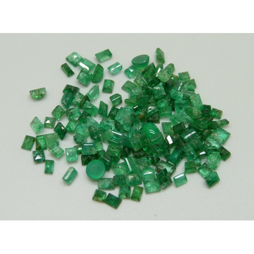 980 - A collection of unmounted emeralds, 5.8g