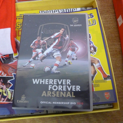 2081 - 8 Items of Arsenal memorabilia including scarf, year books, badges, etc.