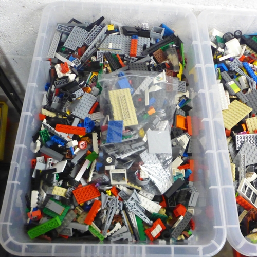 2083 - 2 large plastic trays of assorted Lego bricks