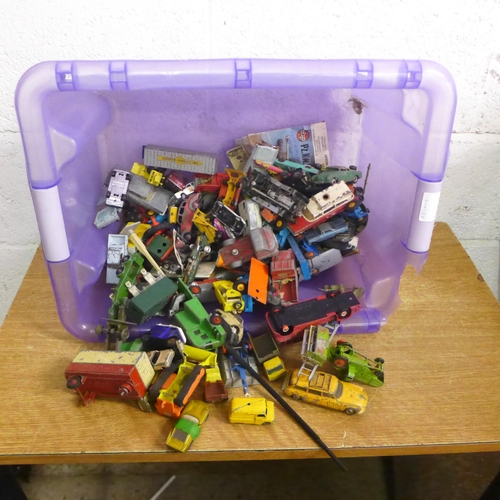 2089 - A large quantity of assorted die-cast model vehicles