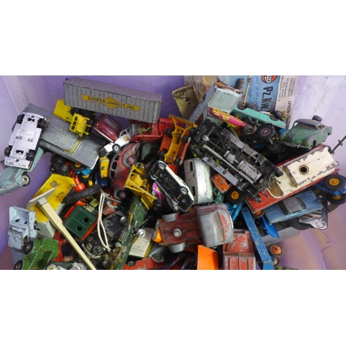 2089 - A large quantity of assorted die-cast model vehicles