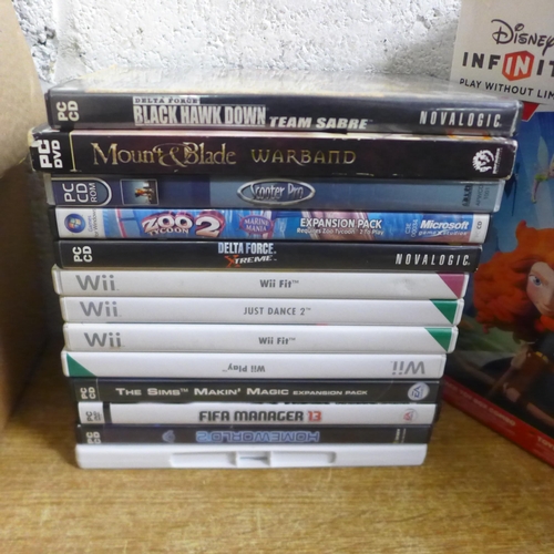 2100 - A large quantity of video games including PSP games including Championship Manager 2006, World Tour ... 