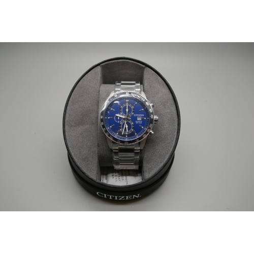 2150 - A men's Citizen silver stainless steel quartz chronograph wristwatch with blue dial and stainless st... 