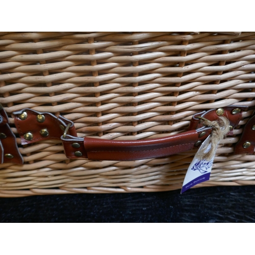 1549 - A Rick Stein wicker picnic basket