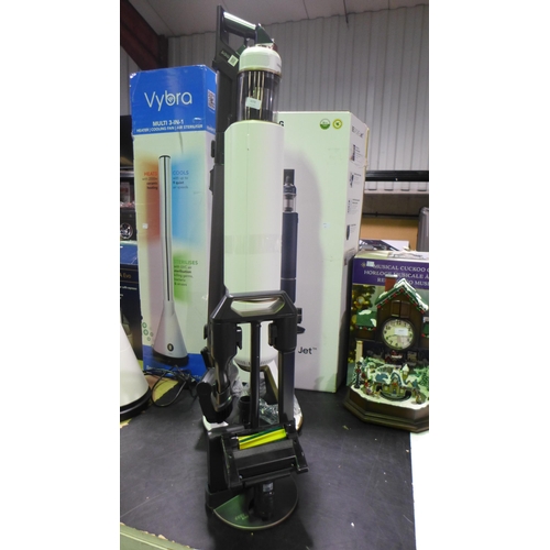 3070 - Samsung Bespoke Stick Vacuum cleaner With Battery, Original RRP £499.99 + VAT  (316-308) *This lot i... 